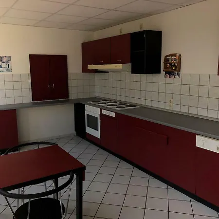 Monteurwohnheim 1 Bis 400 Personen In 09648